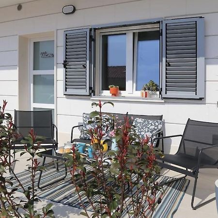 Studio Apartman Karlita 斯拉诺 外观 照片