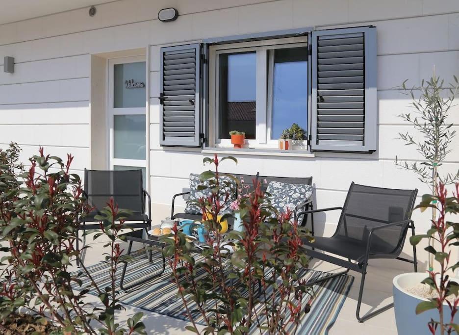 Studio Apartman Karlita 斯拉诺 外观 照片