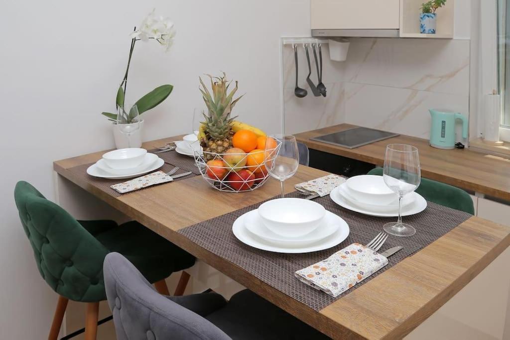 Studio Apartman Karlita 斯拉诺 外观 照片